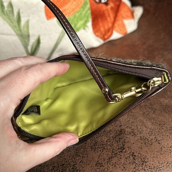 COACH Y2K WRISTLET GREEN TWEED MOHAIR NRASS BELTED DOG LEASH CLASP GOLD HANGTAG - Picture 11 of 14